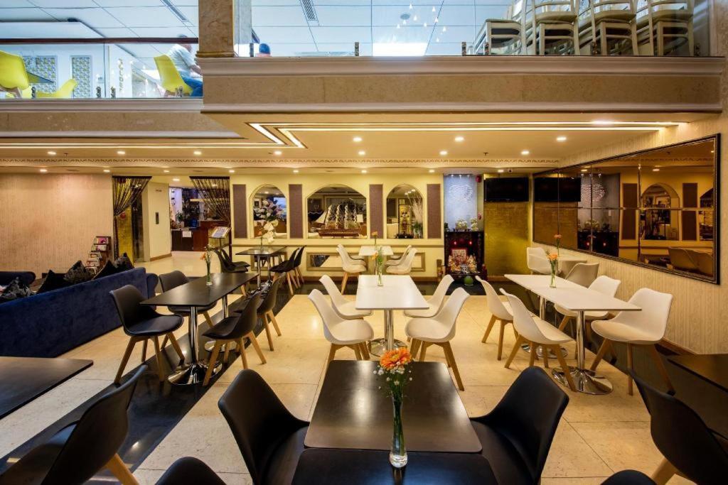 Golden Crown Hotel Saigon مدينة هوشي منه المظهر الخارجي الصورة