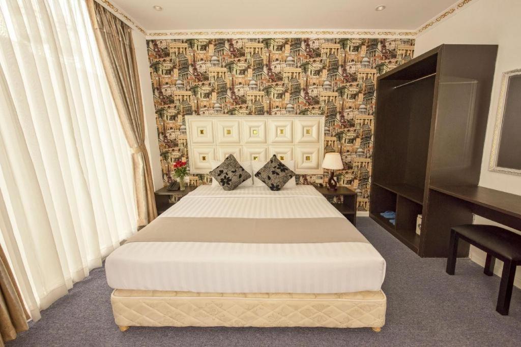 Golden Crown Hotel Saigon مدينة هوشي منه المظهر الخارجي الصورة