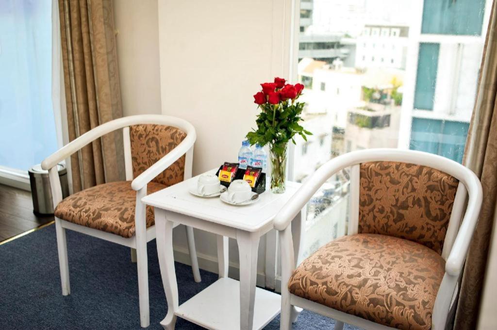 Golden Crown Hotel Saigon مدينة هوشي منه المظهر الخارجي الصورة