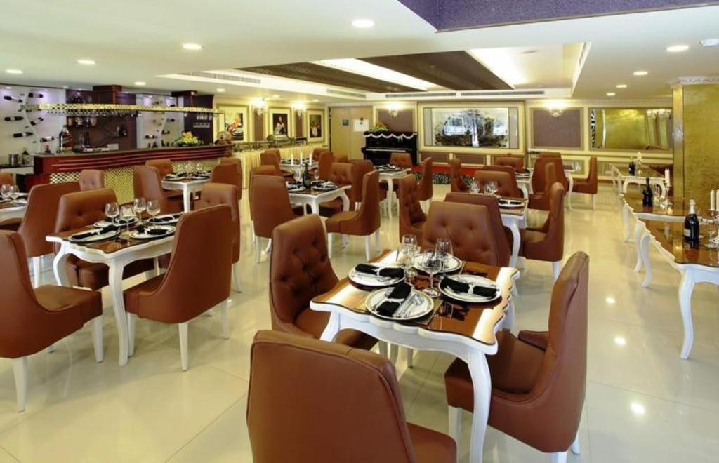 Golden Crown Hotel Saigon مدينة هوشي منه المظهر الخارجي الصورة